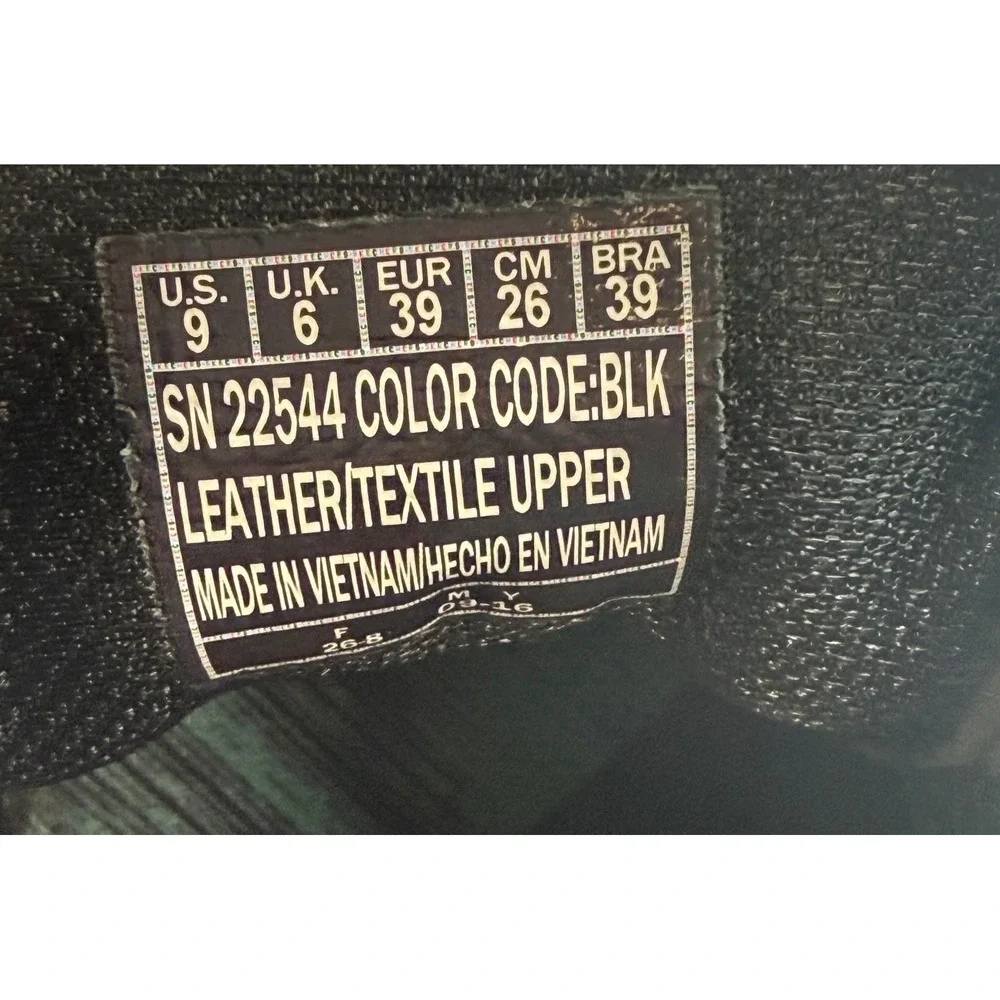 Skechers relaxed fit